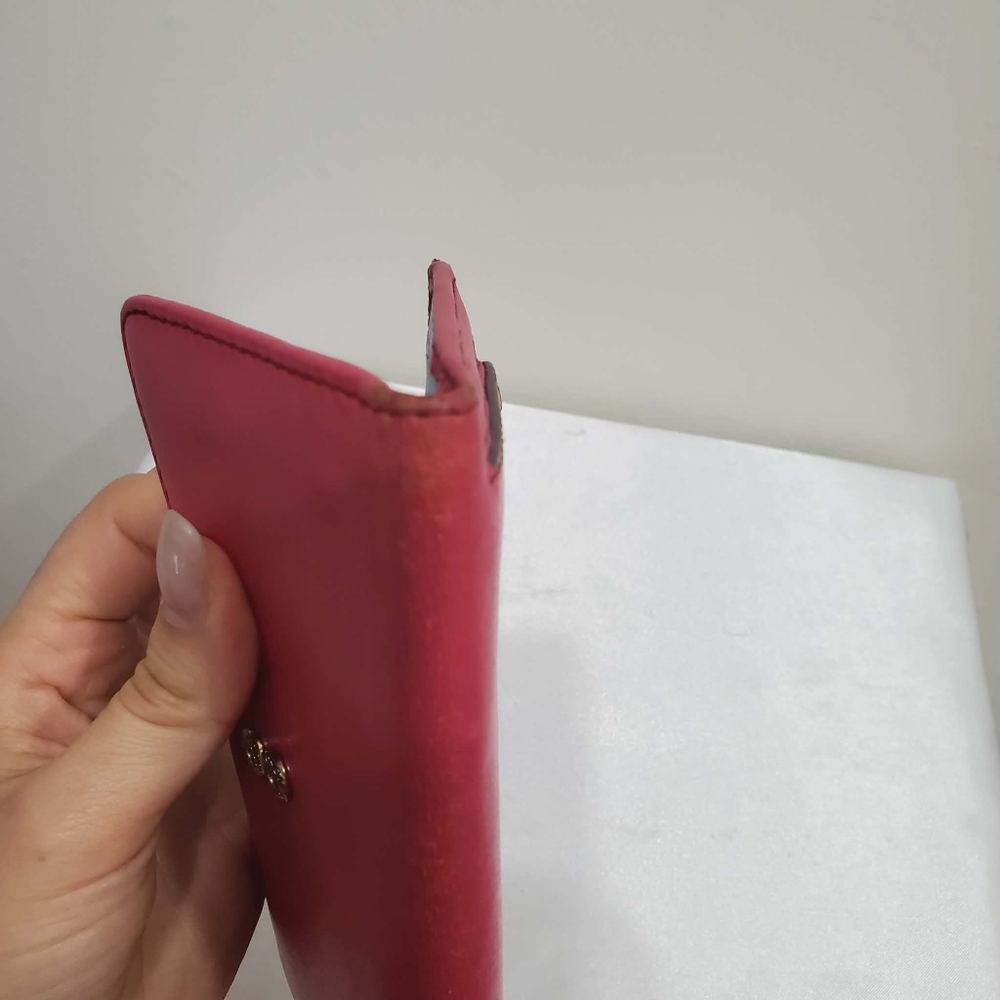 Fossil Pink Leather Clasp Wallet - Picture 8 of 11
